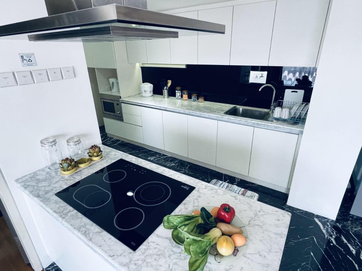 B.Suites 21 Kota Kinabalu Ngoại thất bức ảnh