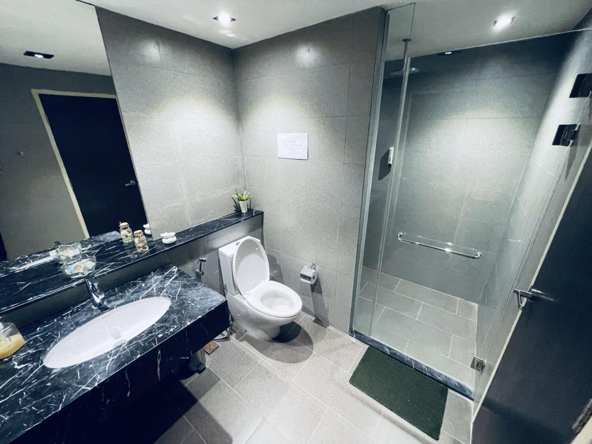 B.Suites 21 Kota Kinabalu Ngoại thất bức ảnh