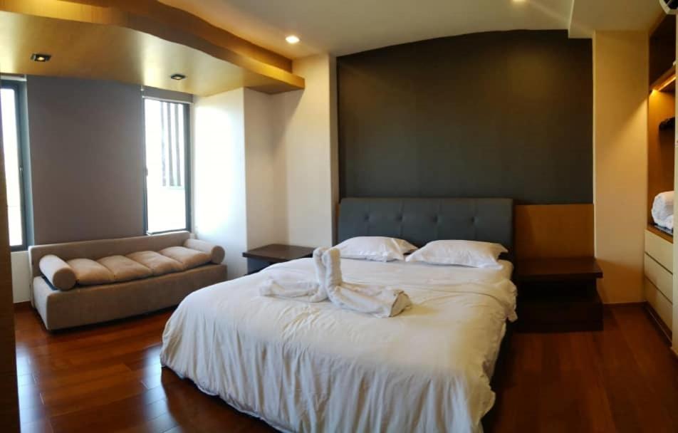 B.Suites 21 Kota Kinabalu Ngoại thất bức ảnh
